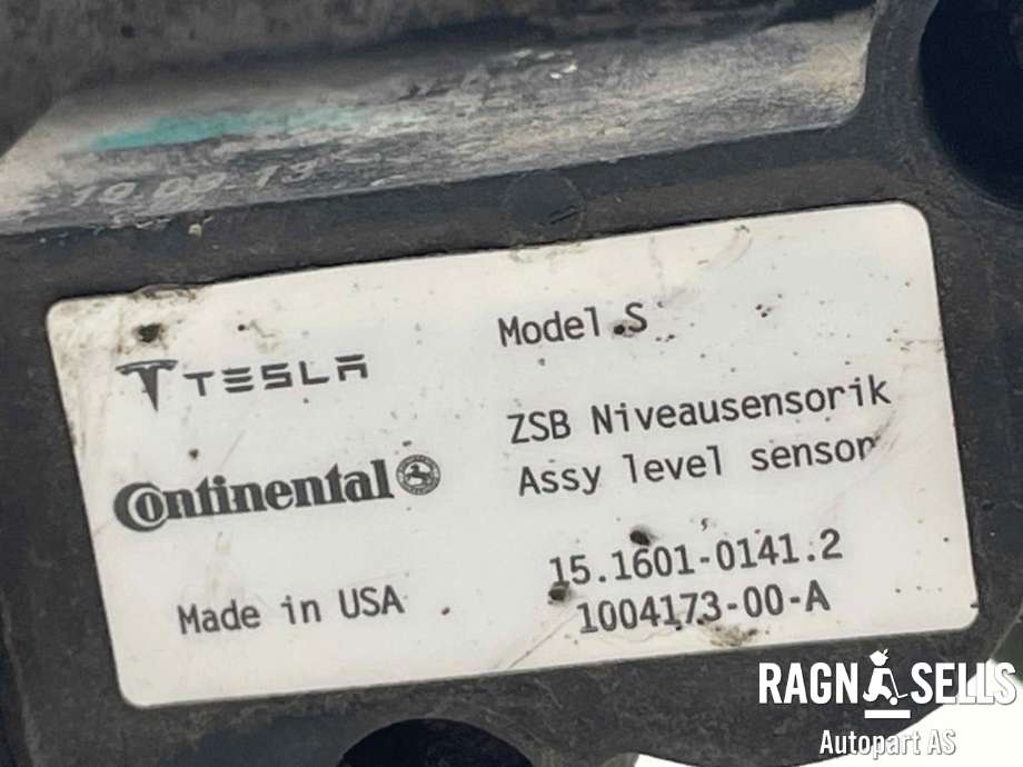 Sensor nivå, venstre bak til Tesla Model S 2013-2016 (Fase 1)  