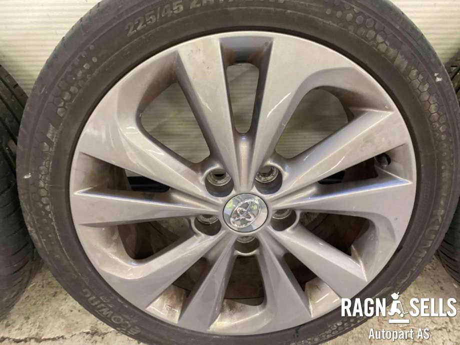 Felgsett aluminium til Toyota Auris 2013-2015 (Type II, Fase 1)  