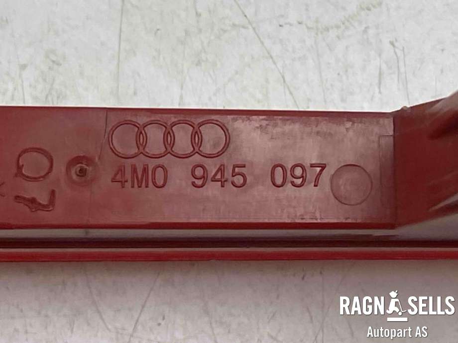 Baklykt bremselys bakrute til Audi Q7 2015-->> (Type II)  