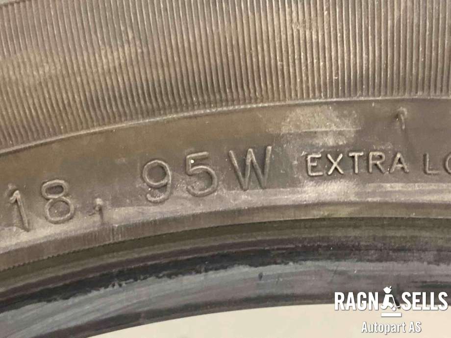Dekk til Ford S-Max 2010-2015 (Type I, Fase 2)  (225/45 R18 95 W|)