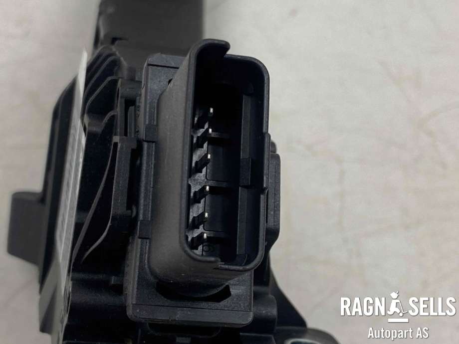 Pedal gass til Peugeot e-2008 2019-->>  
