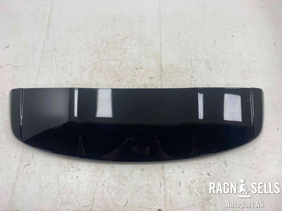 Spoiler bakluke til Peugeot e-2008, 2019-->>  (9825814080)