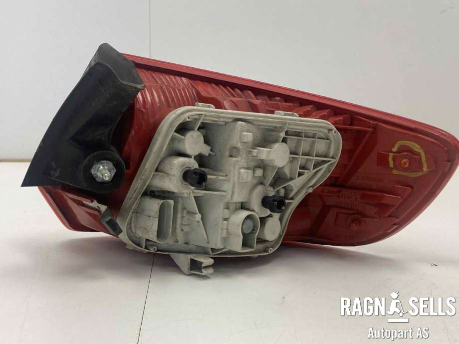 Baklykt venstre ytre til Audi A3 2003-2008 (Type II, Fase 1)  (8P4 945 095 G|)