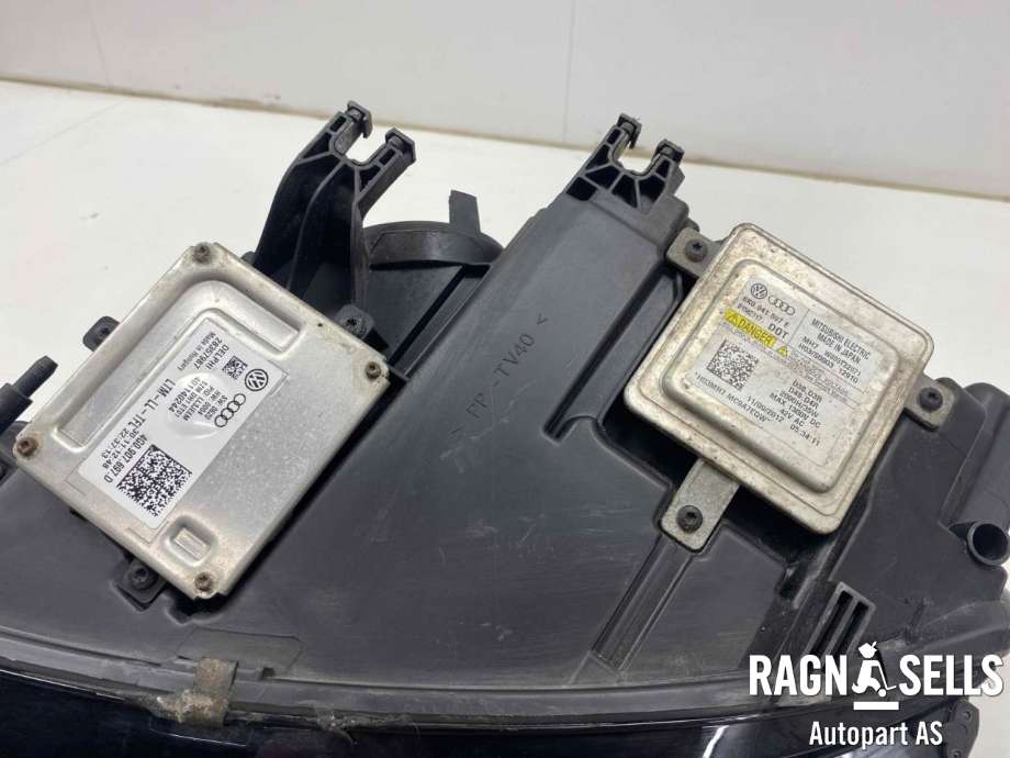 Frontlykt høyre xenon til Audi A4 2007-2014 (Type IV) (B8) (B8) (VWAG|8K0 941 006 C|0 301 275 272 05|)