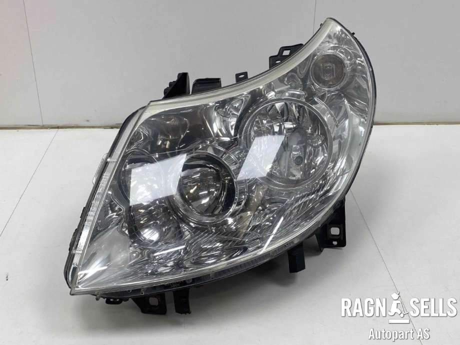 Frontlykt venstre halogen til Peugeot Boxer, 2007-2013 (Type III, Fase 1) (1369497080)