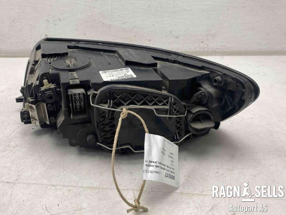 Frontlykt høyre halogen til Volvo V50 2004-2007 (Fase 1)