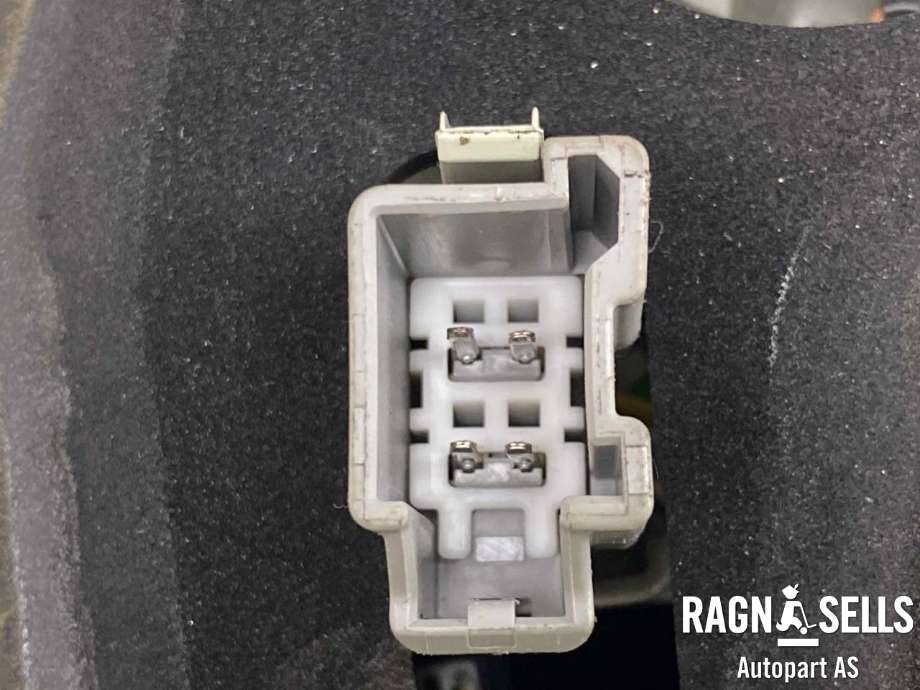 Baklykt høyre ytre til Volvo XC70 2008-2013 (Type II, Fase 1)  (VOLVO|31276840|009431040228|)