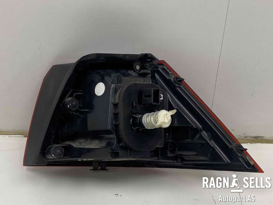 Baklykt venstre ytre til VW e-Golf 2014-2017 (Fase 1)  (VW|5G0 945 207|)