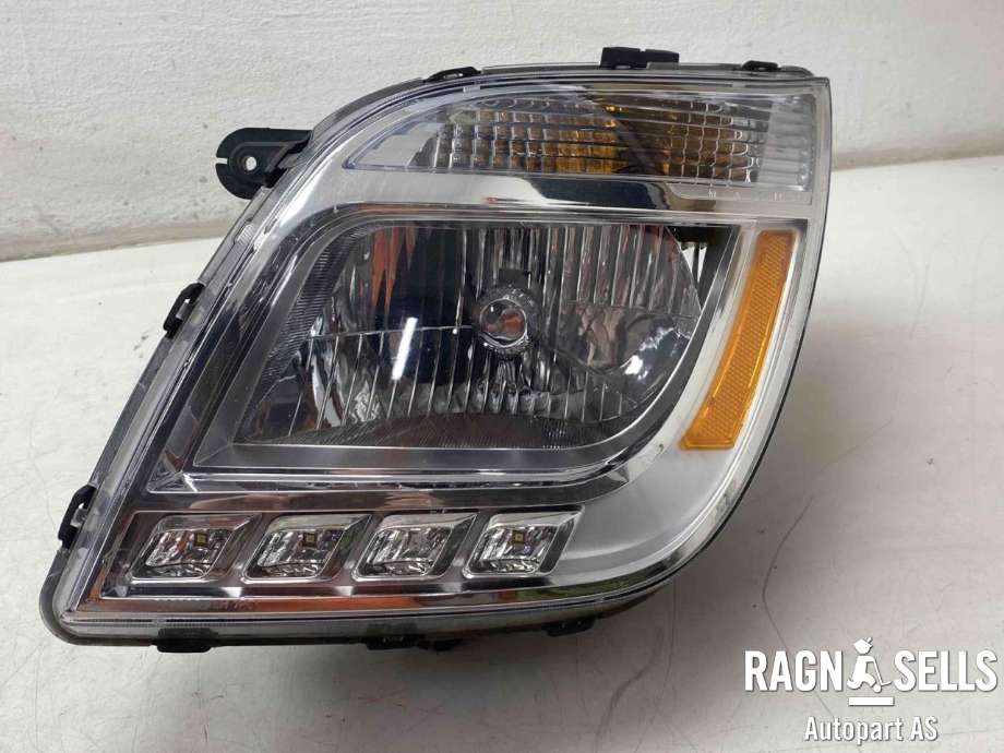Frontlykt venstre halogen til Maxus EV80, 2019-->>  