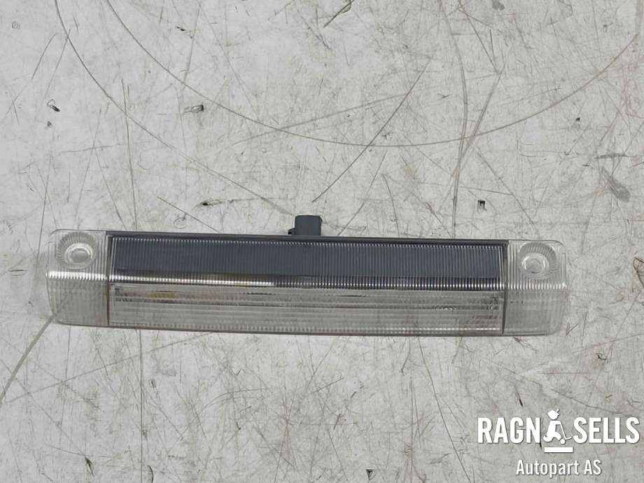 Baklykt bremselys bakrute til Toyota Yaris Cross (SUV), 2021-->> (8157048100)