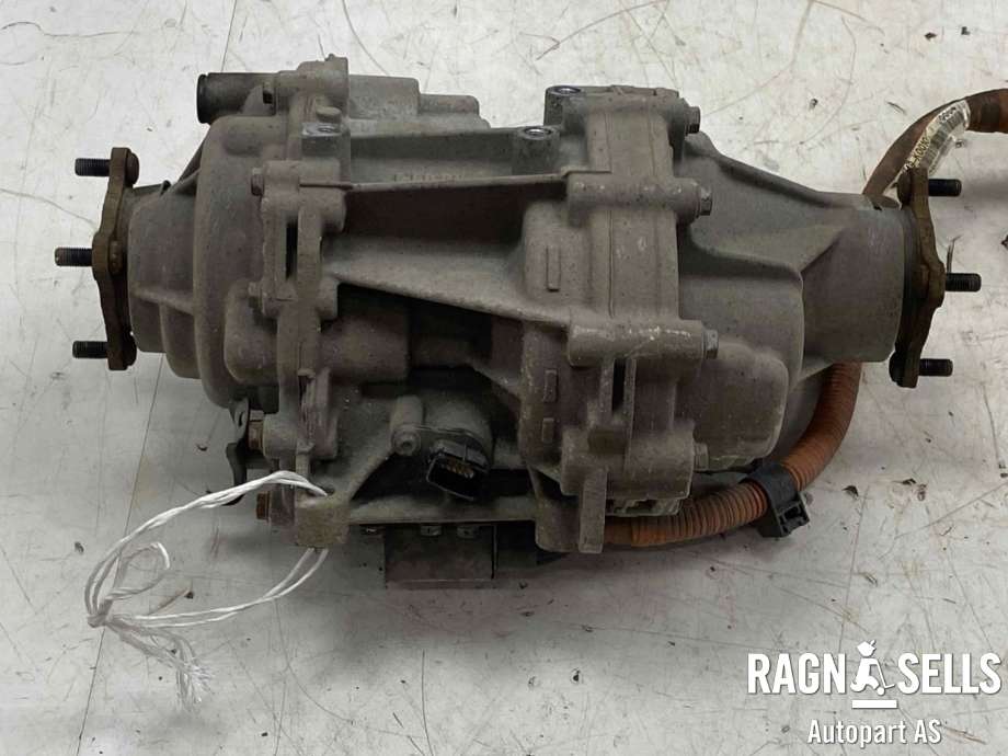 Motor hybrid bakaksel til Toyota Yaris Cross (SUV) 2021-->>  (G105052012|G1149K0010|)