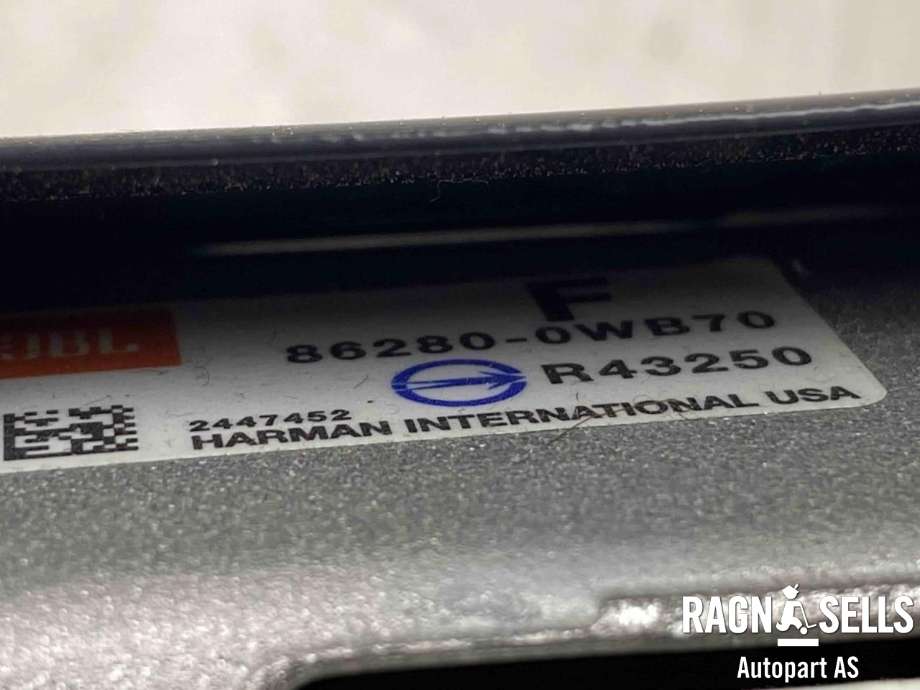 Bilstereo forsterker til Toyota Land Cruiser 150 2014-->> (Fase 2)  (86280-0WB70|)