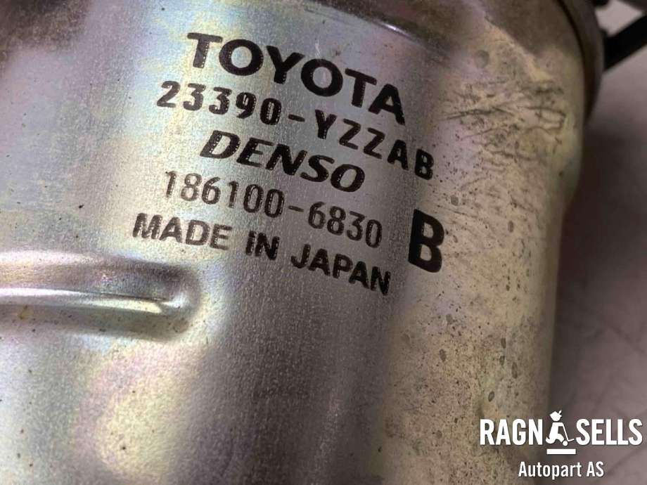 Dieselfilterholder til Toyota Land Cruiser 150 2014-->> (Fase 2)  (186100-6830|)