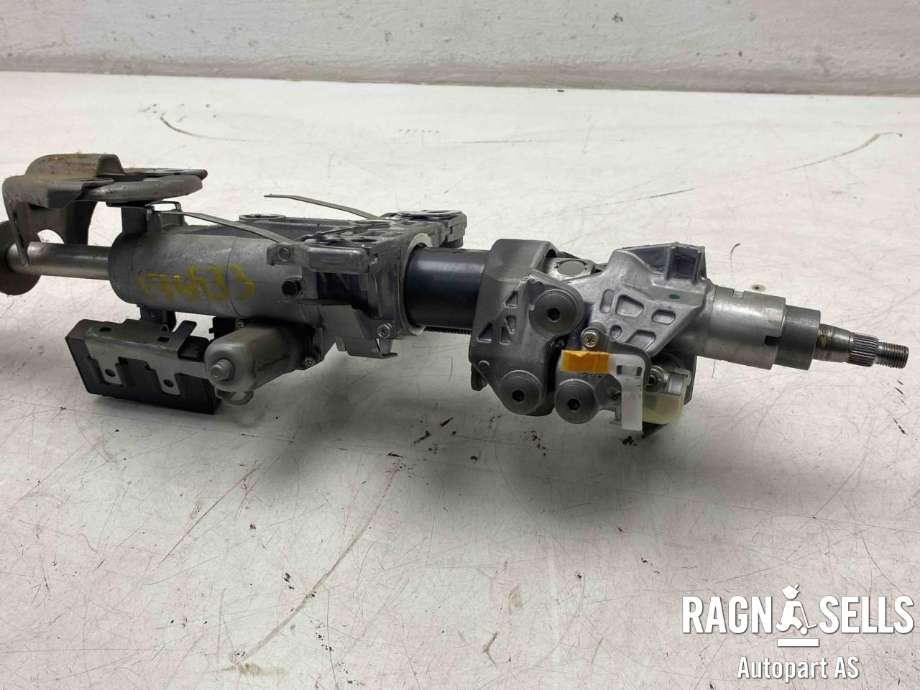 Rattaksel til Toyota Land Cruiser 150 2014-->> (Fase 2)  (4581060041|)