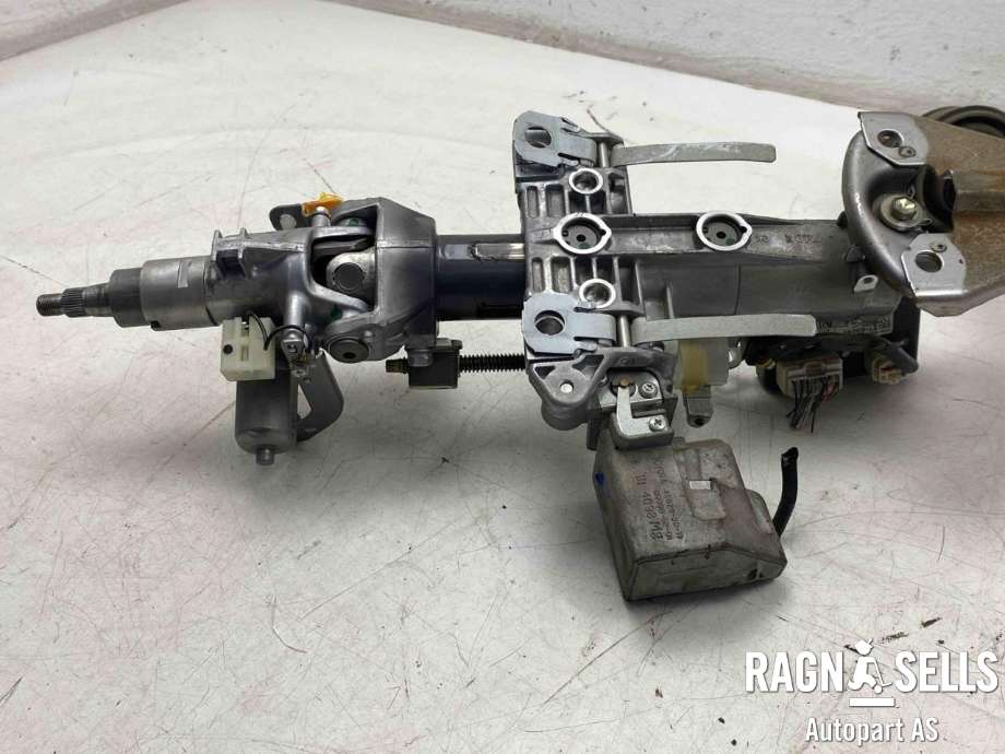 Rattaksel til Toyota Land Cruiser 150 2014-->> (Fase 2)  (4581060041|)