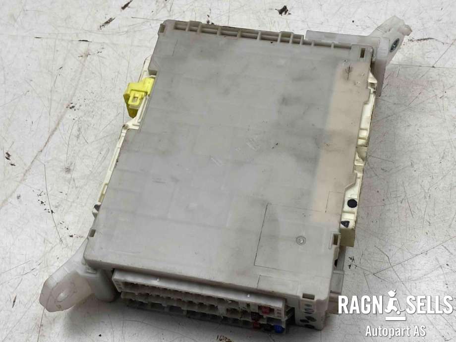 Styreenhet comfort (BCM) til Toyota Land Cruiser 150 2014-->> (Fase 2)  (89221-60290|)