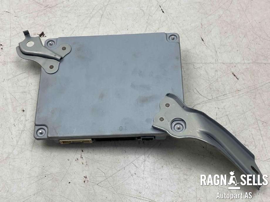 Styreenhet parkering til Toyota Land Cruiser 150 2014-->> (Fase 2)  (86792-60540|)
