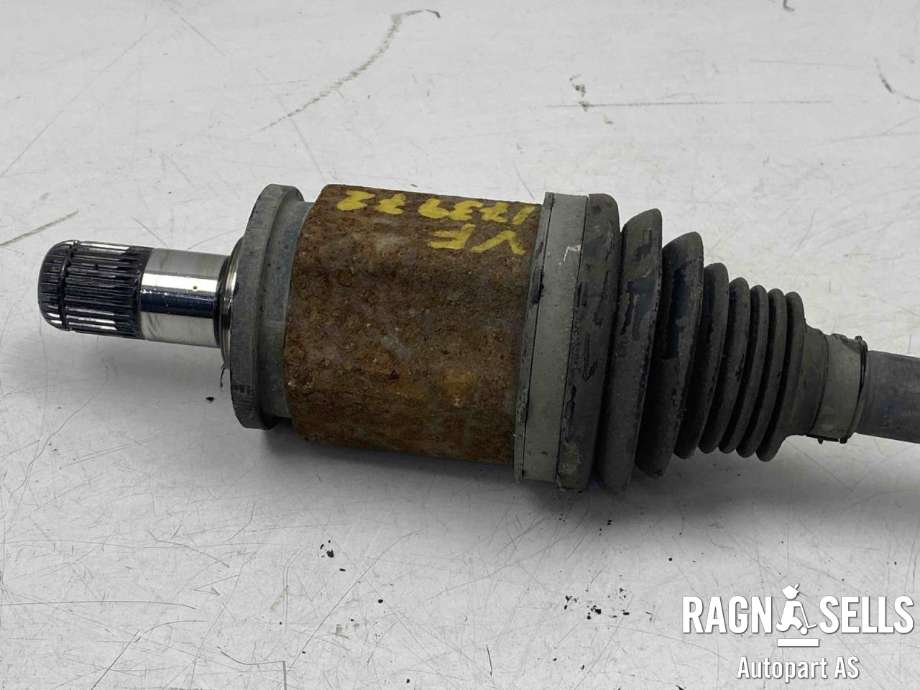 Drivaksel venstre foran, diesel/automat til BMW X3 2010-2017 (F25) (F25) 