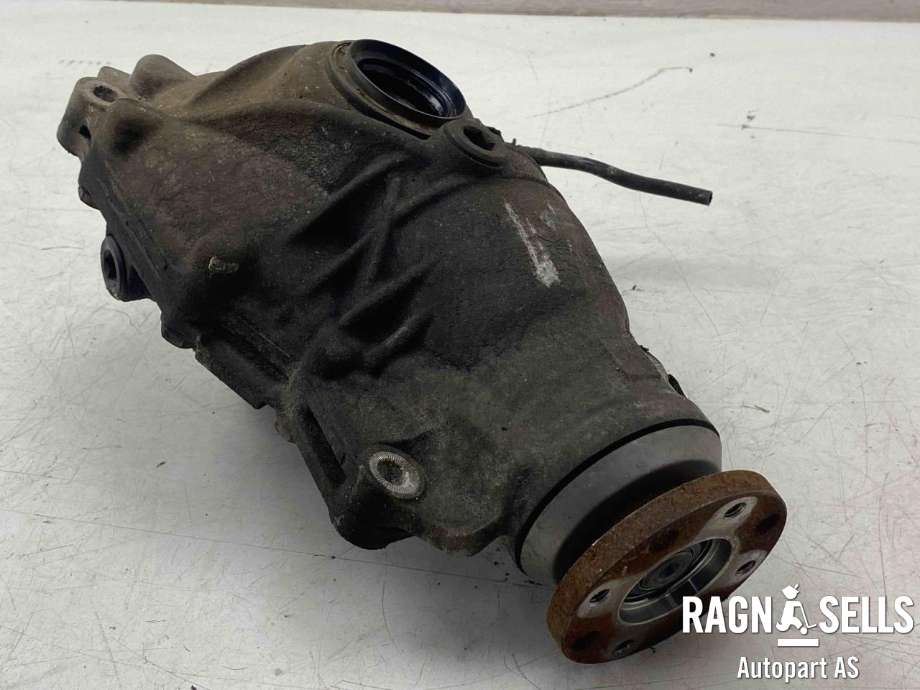Kardang klokke foran til BMW X3 2010-2017 (F25) (F25)