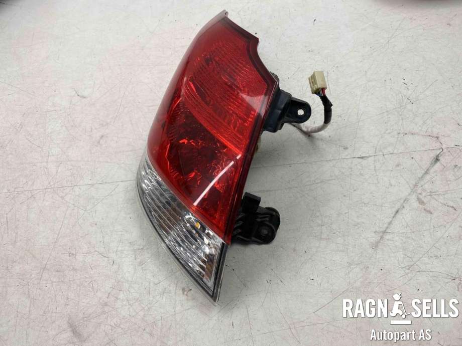 Baklykt venstre ytre til Subaru Legacy 2009-2015  