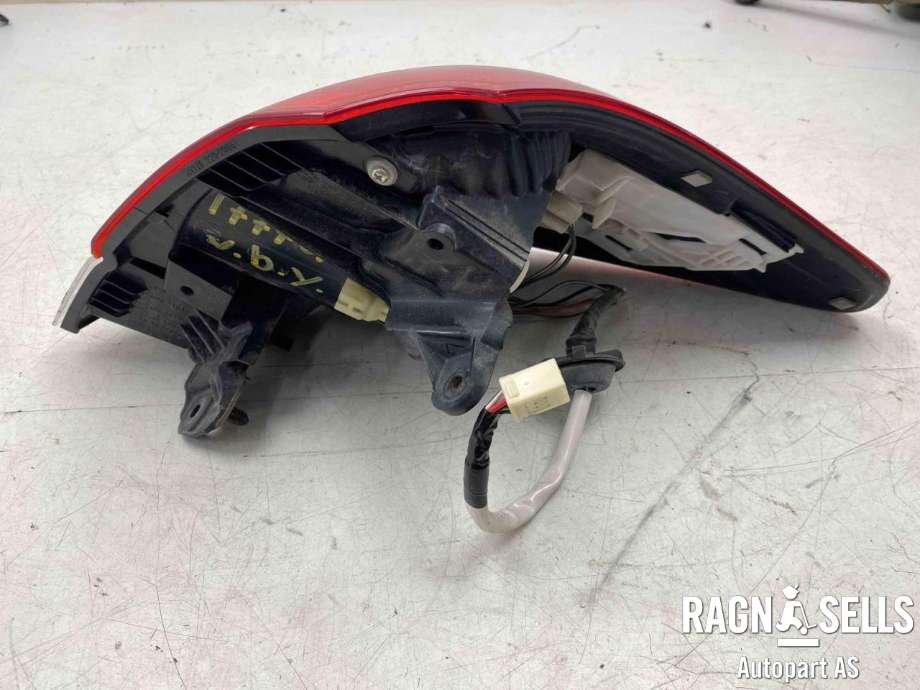 Baklykt venstre ytre til Subaru Legacy 2009-2015  