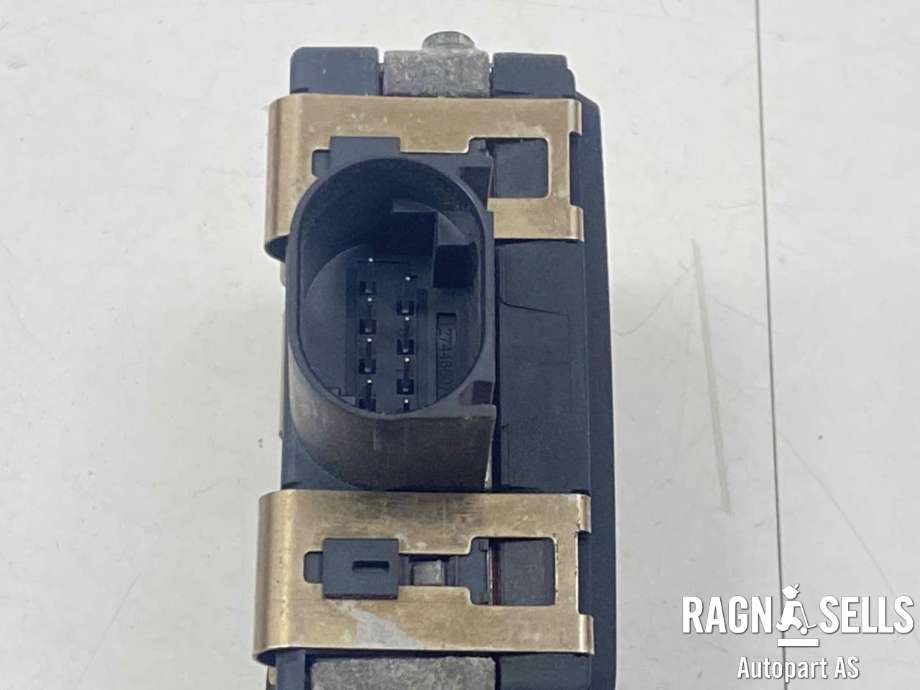 Sensor radar til VW Golf Sportsvan 2014-2018  (BOSCH|5Q0 907 561 D|)