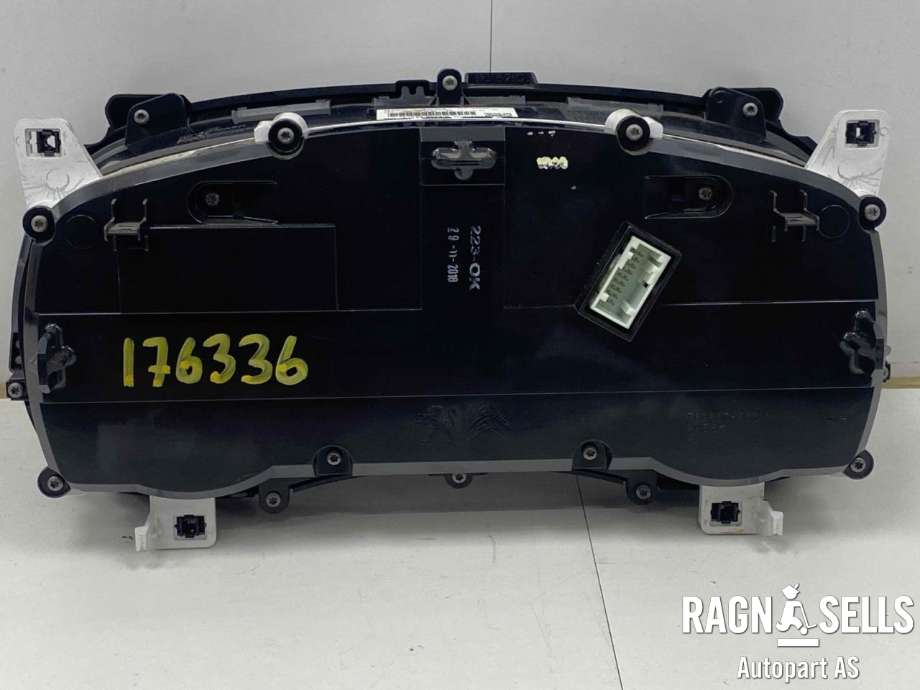 Instrumentpanel til Peugeot Expert 2016-->> (Type III)  (98 239 607 80|)