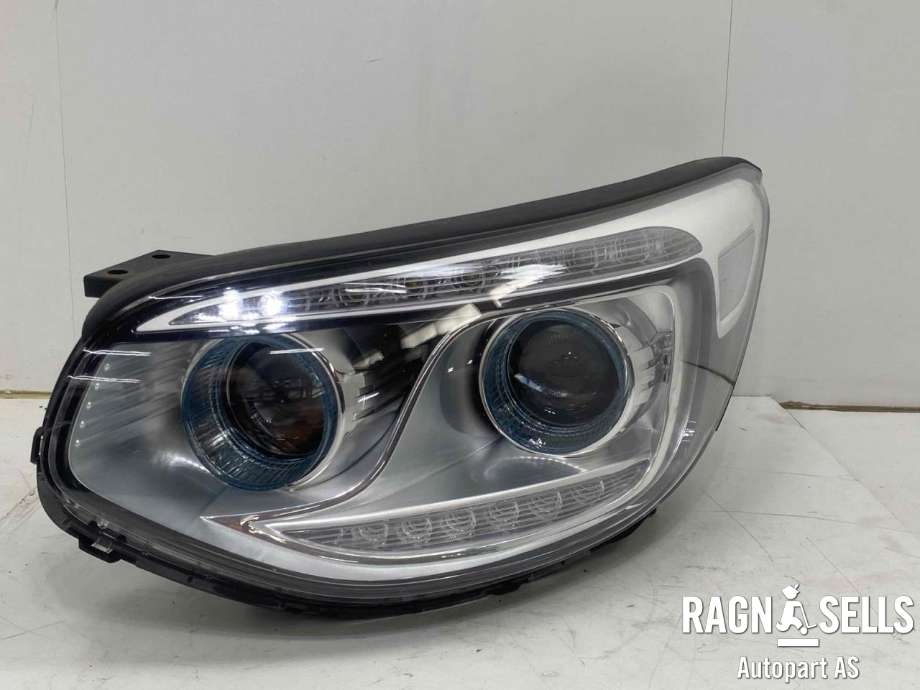 Frontlykt venstre halogen til Kia Soul, 2014-2019 (Type II)  (92101E40101D|)