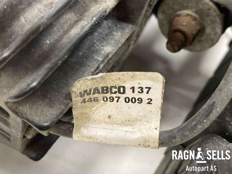 Kompressor nivå/luft til Audi A6 2005-2008 (Type III, Fase 1) (C6) (C6) (WABCO|4F0 66 005 B|)
