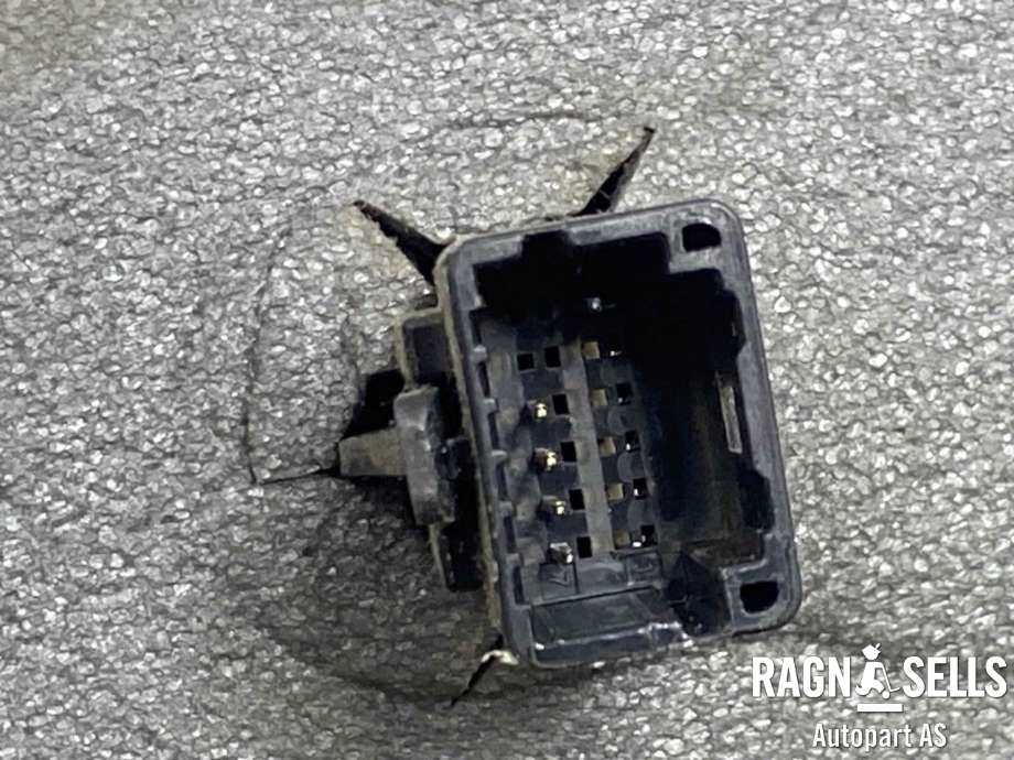 Speil venstre til Renault Kangoo 2008-2021 (Type II) (963021091R|963028613R|963667101R)
