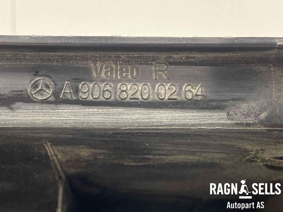 Baklykt høyre til Mercedes Sprinter 2013-2018 (Fase 2) (906) (906) (VALEO|A 906 820 02 64|)