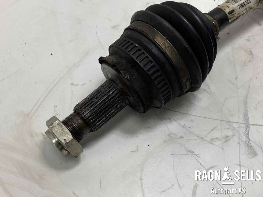 Drivaksel venstre foran, diesel/automat til BMW 3-Serie 2005-2011 (E90/E91/E92/E93) (E90/E91/E92/E93) (31 60 7 544 435|)