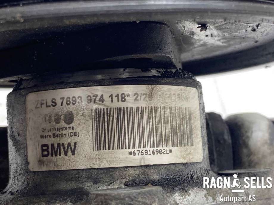 Servo pumpe mekanisk til BMW 3-Serie 2005-2011 (E90/E91/E92/E93) (E90/E91/E92/E93) (ZFLS|7693 974 118|32 41 6 867 534|)