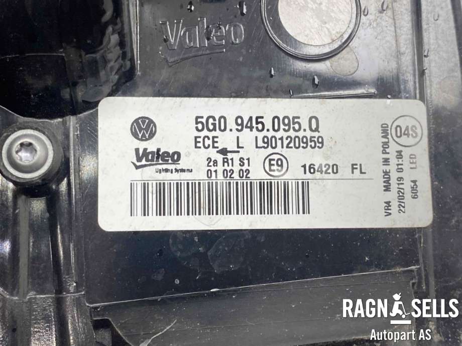 Baklykt venstre ytre til VW e-Golf 2017-2020 (Fase 2)  (5G0 945 095 Q|)
