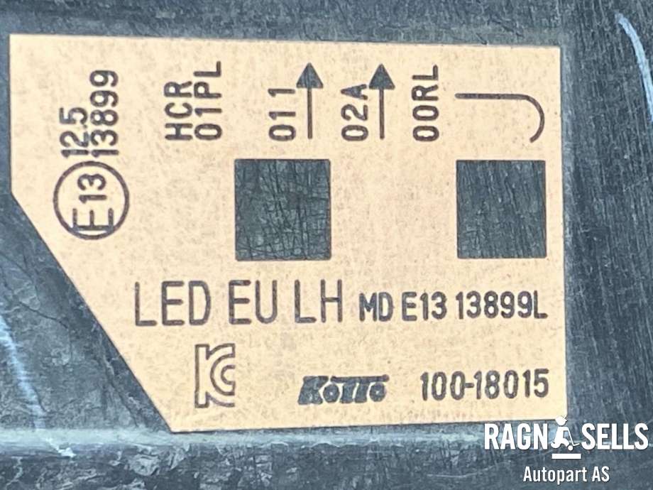 Frontlykt venstre full-LED til Nissan Qashqai 2014-2021 (Type II)  