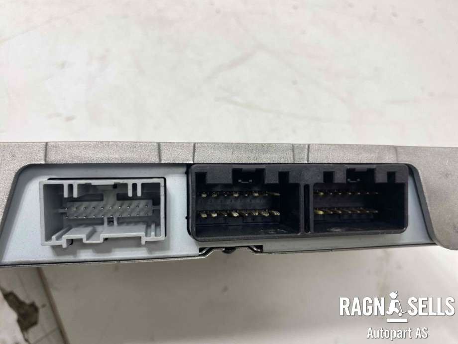 Bilstereo forsterker til Ford S-Max 2015-->> (Type II)  (DS7T 18B849 AU|)