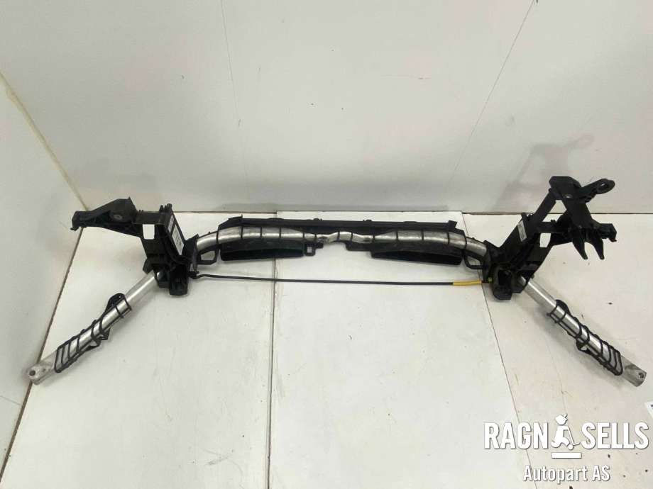 Frontplate til Mercedes B-Klasse, electric drive 2014-2018 (W242) (W242) (A 242 620 00 30|)