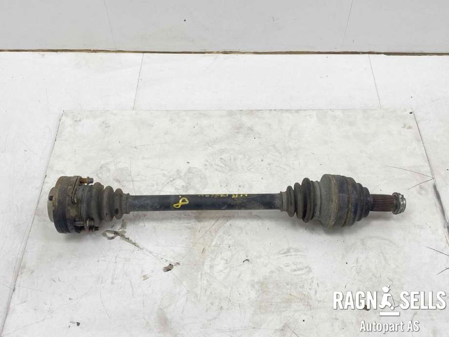 Drivaksel høyre bak, bensin/automat til BMW X5, 2000-2006 (E53) (E53) (7 500 914 AL01)
