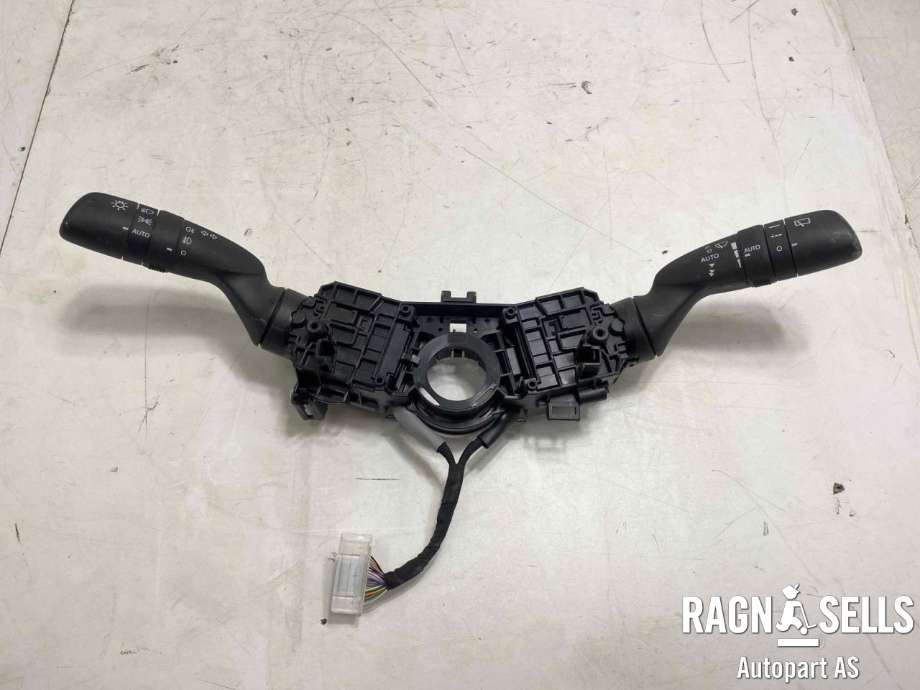 Bryter combi til Toyota Yaris Cross (SUV) 2021-->>  (8431902010|)