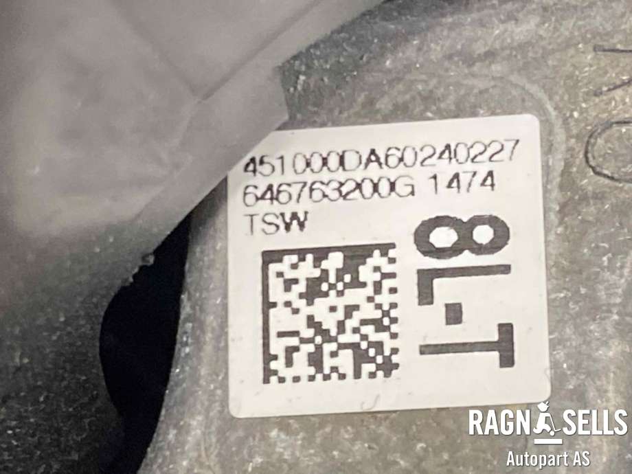 Ratt til Toyota Yaris Cross (SUV) 2021-->>  (451000DA60C0|)