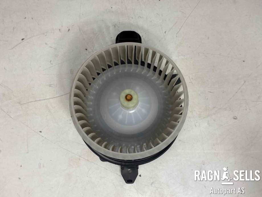 Varmeapparat motor til Toyota Yaris Cross (SUV) 2021-->>  (87103K0020|)