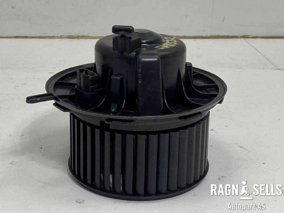 Varmeapparat motor til VW Caddy, 2010-2015 (Type III, Fase 2)  (1K1820015E)