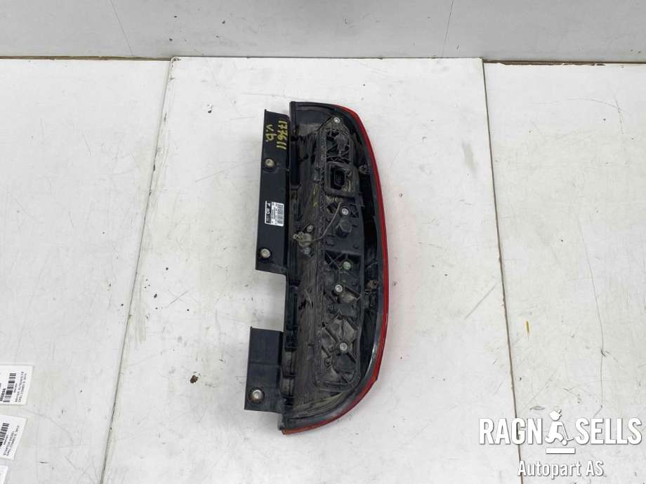 Baklykt venstre til Opel Combo D 2012-2018  (00519248460|02058099900010|)