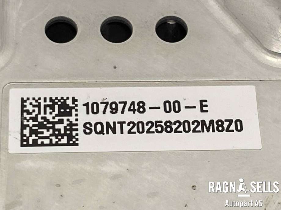 Bilstereo forsterker til Tesla Model 3 2018-2023 (Fase 1)  (1079748|)