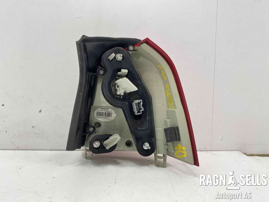 Baklykt venstre ytre til Volvo V70 2007-2013 (Type III, Fase 1)  (31276839|)