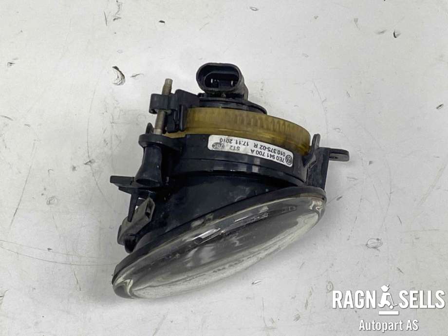 Tåkelykt høyre foran til VW Transporter / Caravelle 2009-2015 (Fase 2) (T5) (T5) (HELLA|7E0 941 700 A|1T0 941 700 C|)