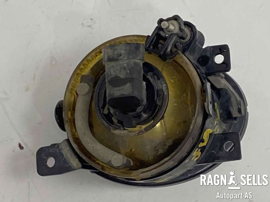 Tåkelykt høyre foran til VW Transporter / Caravelle 2009-2015 (Fase 2) (T5) (T5) (HELLA|7E0 941 700 A|1T0 941 700 C|)