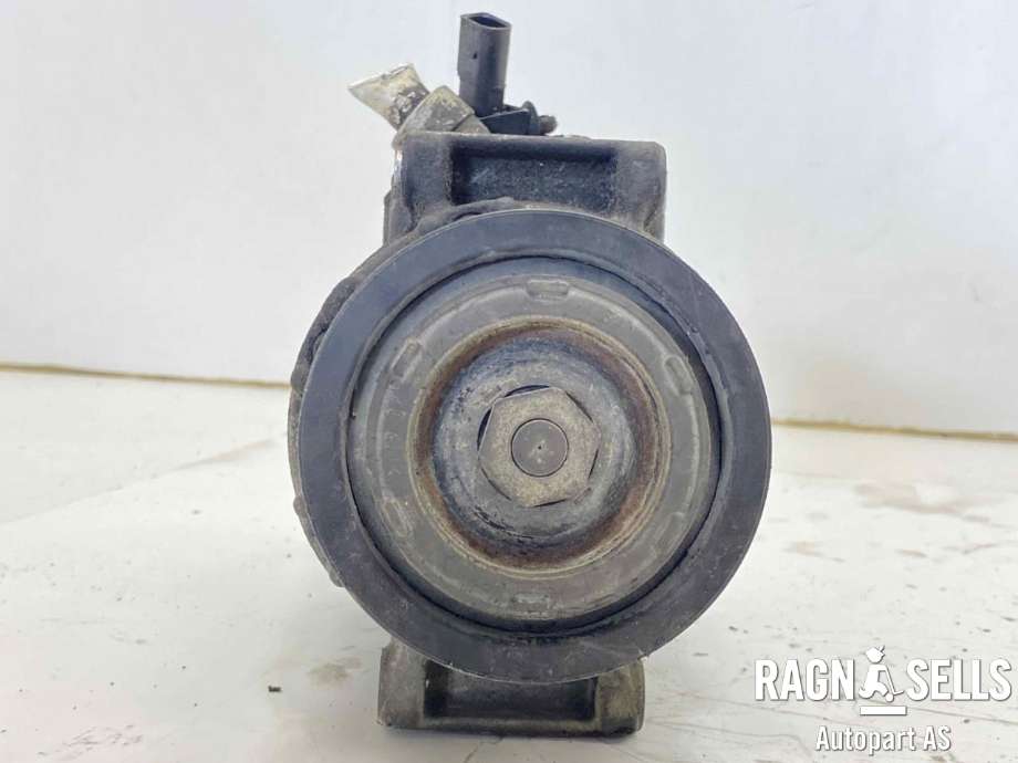 Aircondition kompressor til VW Transporter / Caravelle 2009-2015 (Fase 2) (T5) (T5) (7E0 820 803 D|6Q0820803K|)