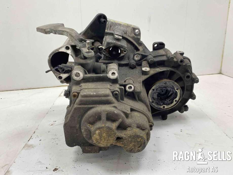 Girkasse manuell til VW Passat 2015-2019 (Fase 1) (B8) (B8) (0CW 300 049 C|0CW 300 170 PX|QHS|REP|RFE)