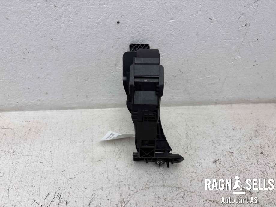 Pedal gass til BMW iX2 2024-->> (35 40 6 889 823||35 40 5 A47 457)